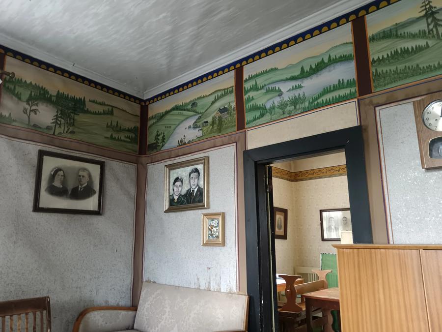 Vanha tupa muistoineen